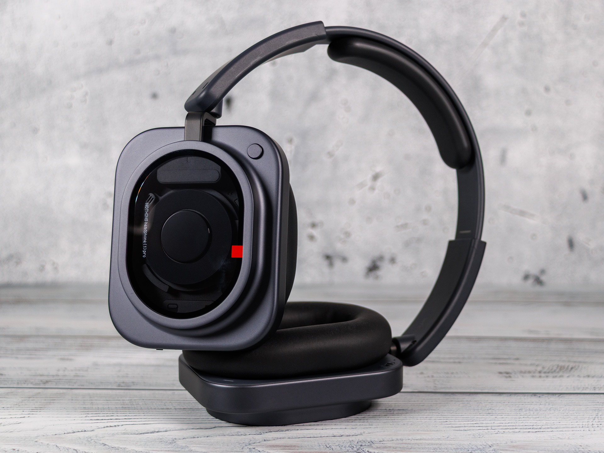 Między studyjnym brzmieniem a ulepszaniem dźwięku - recenzja Nothing Headphone (1) Pro