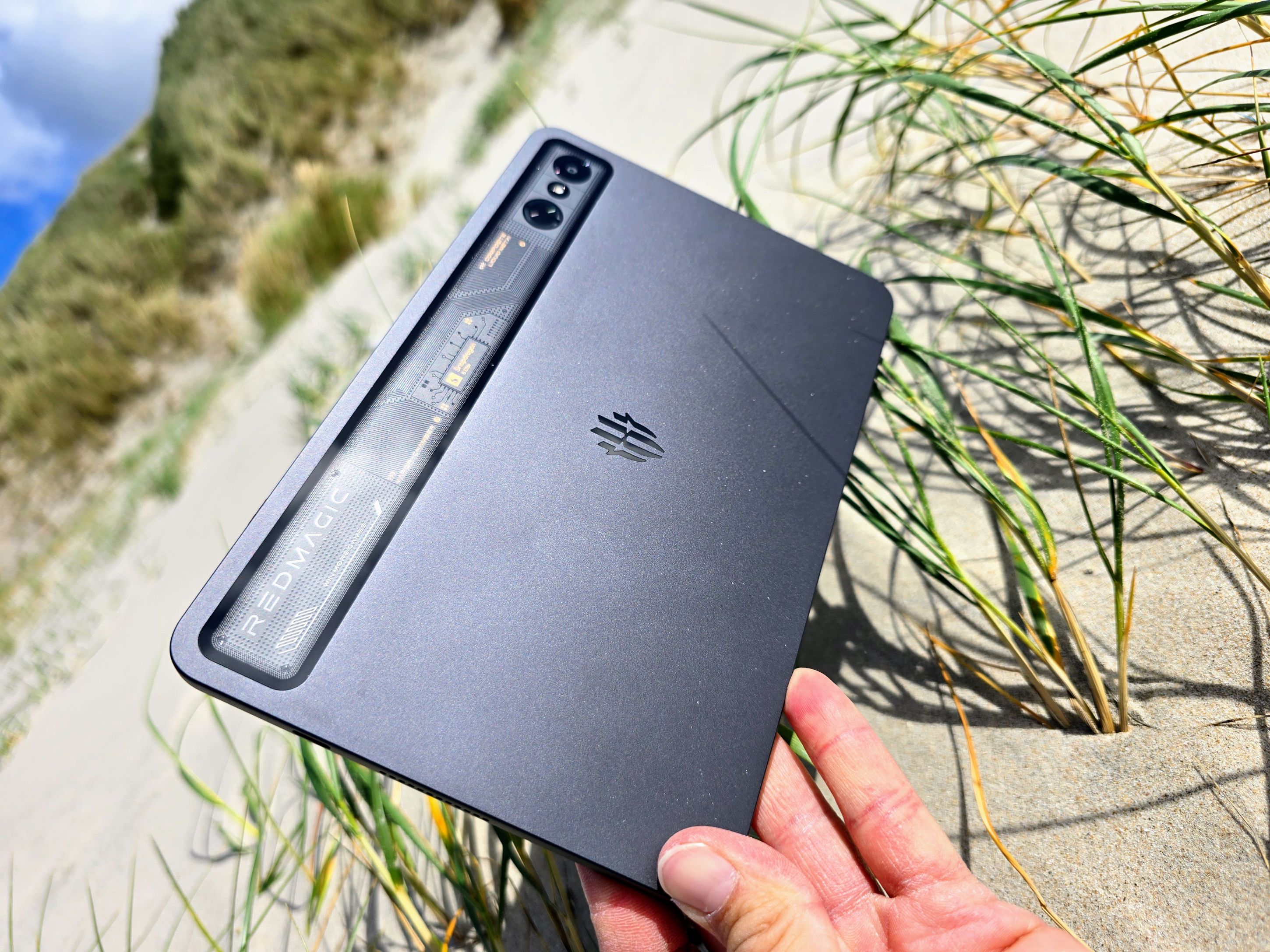 Moc gier wszędzie - recenzja tabletu do gier Nubia RedMagic Astra