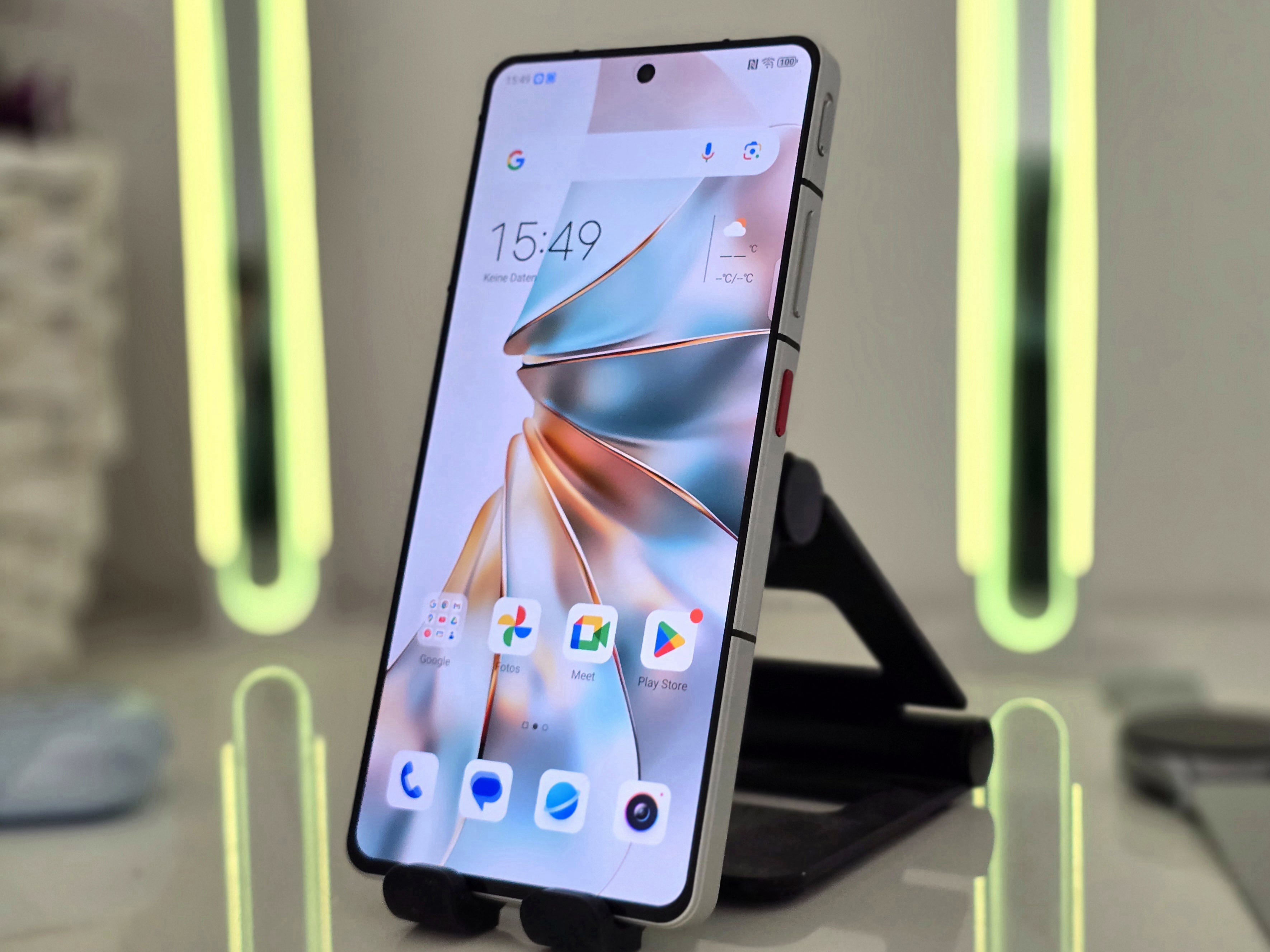 ZTE Nubia Z60S Pro ライトブルー 本体 Nubia Z60S Pro NX725J Dane techniczne telefonu :: mGSM.pl