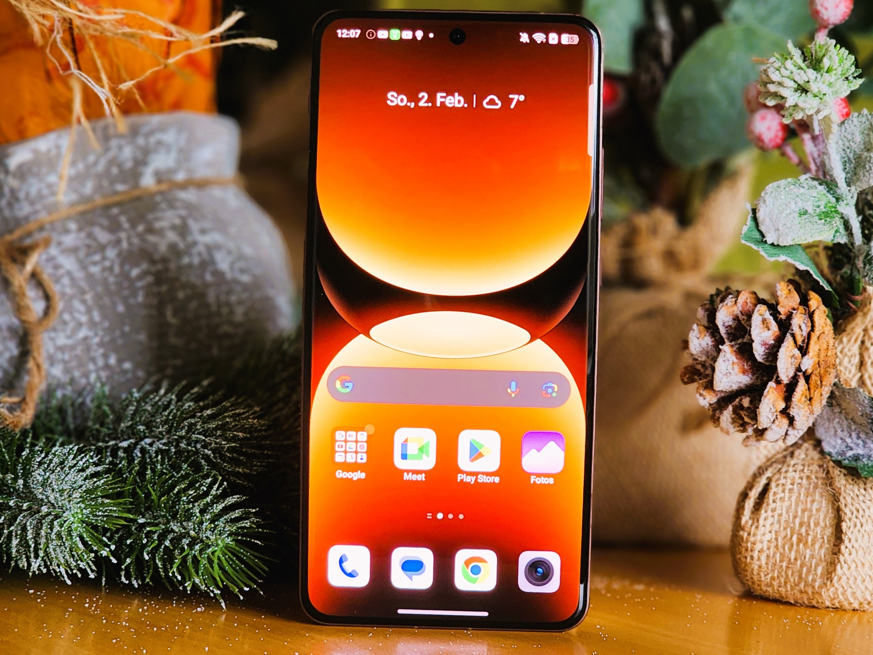 Smartfon z superlatywami ma oko na nagrodę - recenzja Realme GT 7 Pro