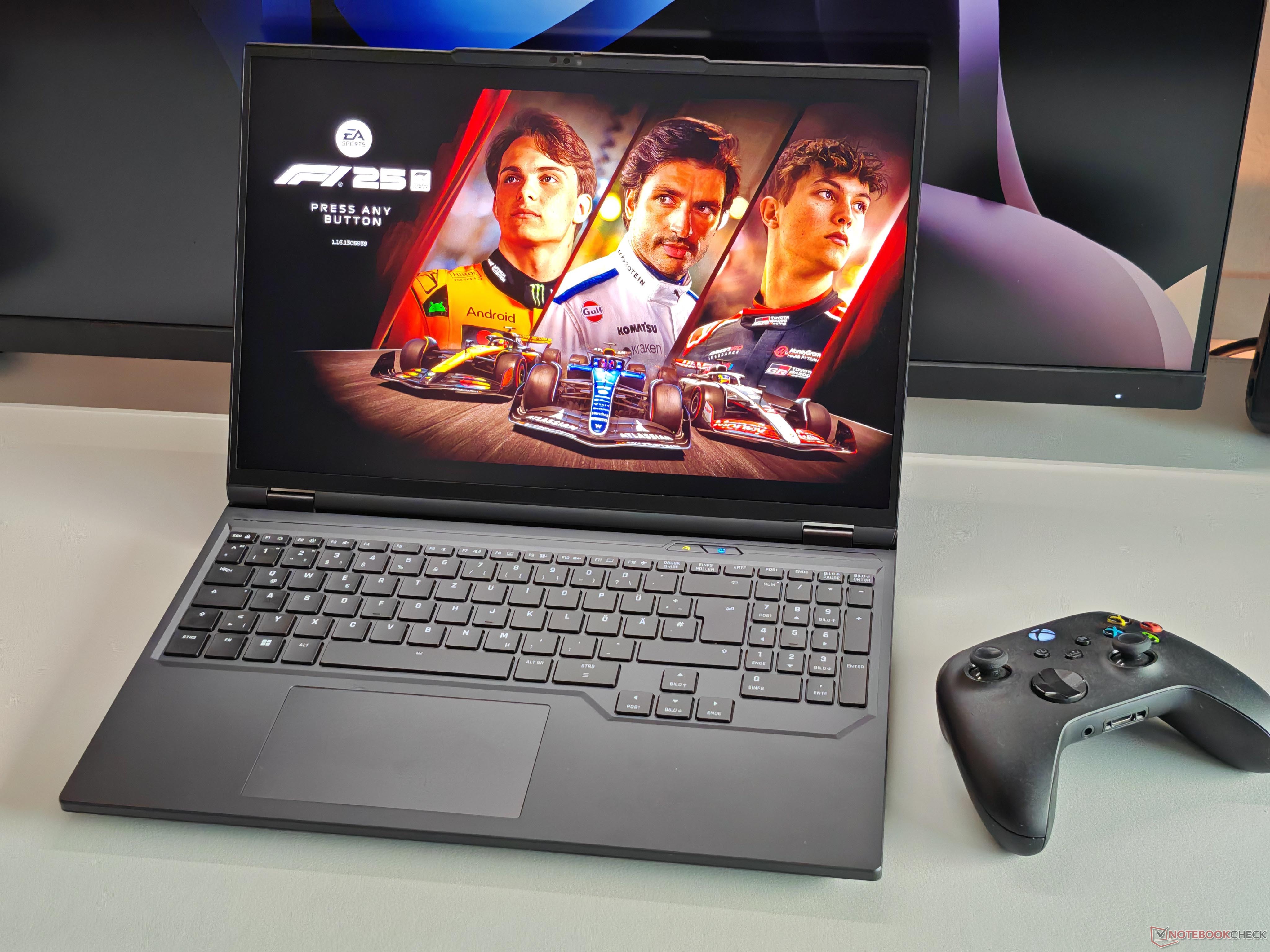 XMG Apex 16 Max vs. XMG Pro 16 - RTX 5070 Ti lepszy z AMD czy Intelem?