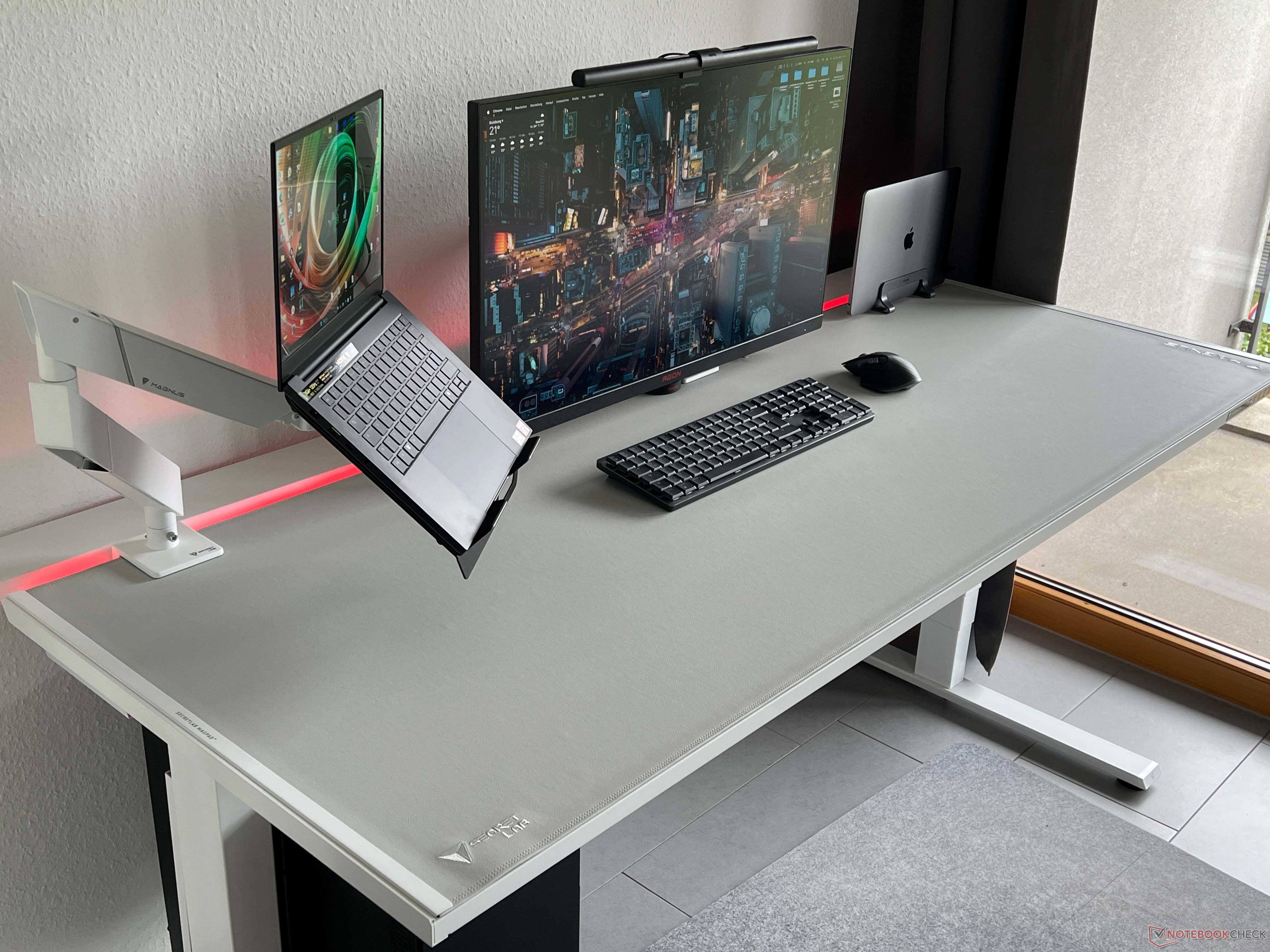 Recenzja Secretlab MAGNUS Pro XL - Biurko z regulacją wysokości i zintegrowanym zasilaczem