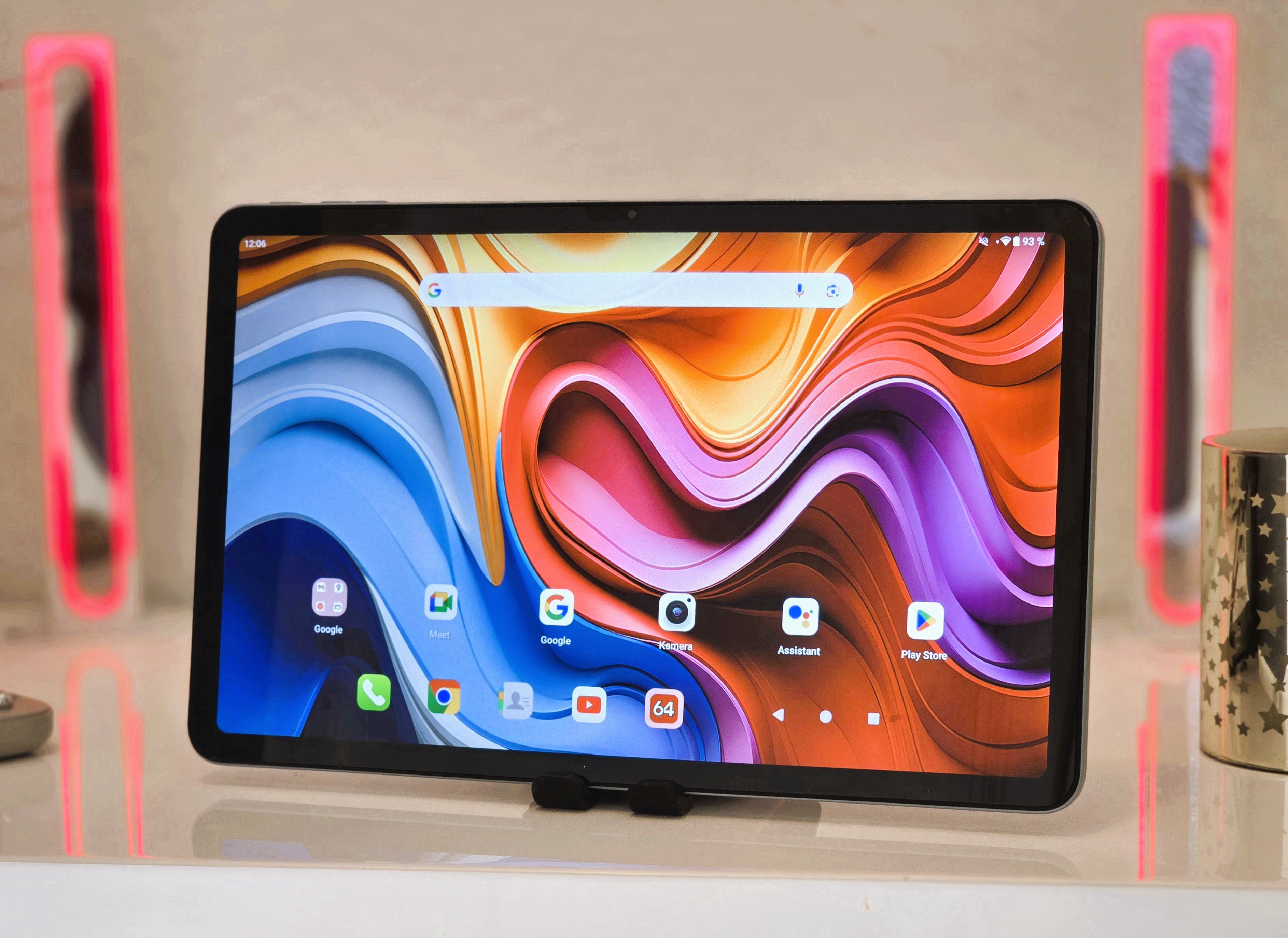 タブレット 12インチ TECLAST T60 Plus Teclast T60 Plusのレビュー！12型の大画面で動画も大迫力！雑誌