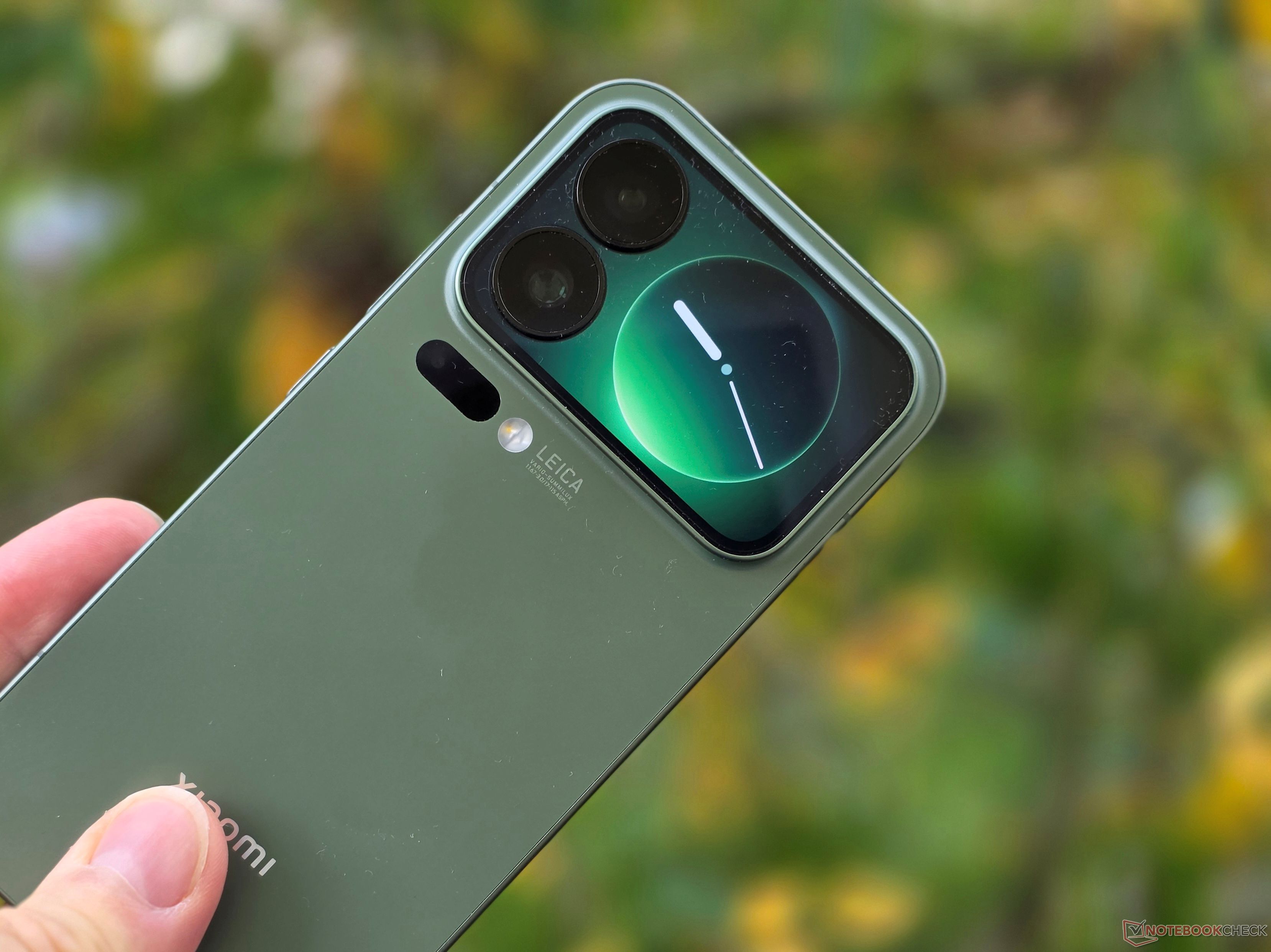 Firma Xiaomi podnosi ceny telefonów w Chinach choćby o 13%