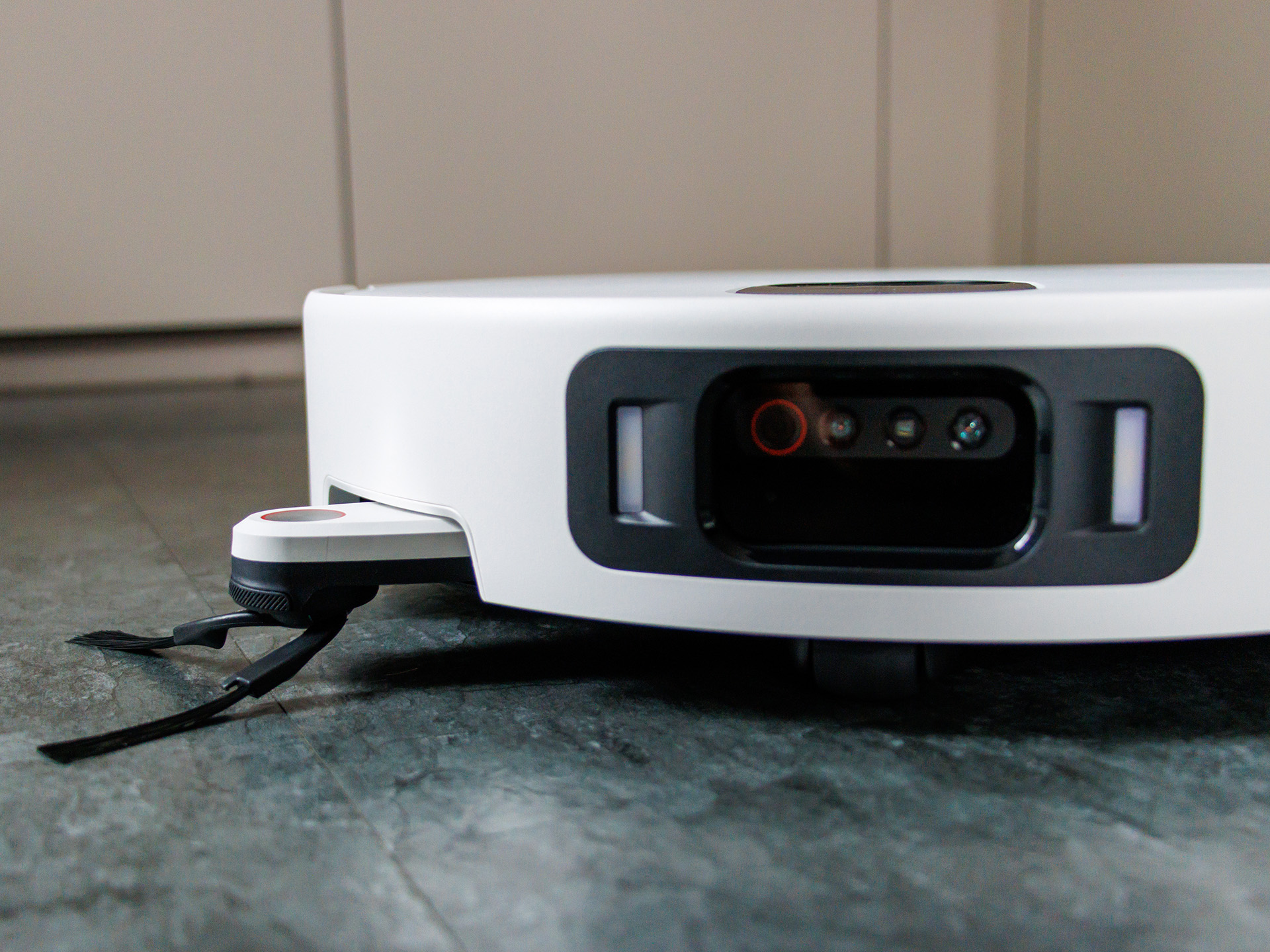 Dobry robot odkurzający z drobnymi problemami - recenzja Xiaomi Robot Vacuum 5 Pro