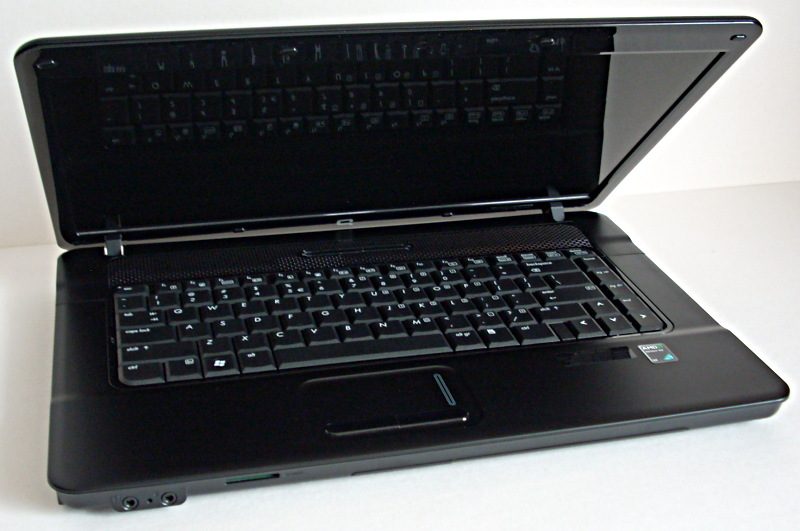 Ноутбук компакт. Ноутбук Compaq 615.