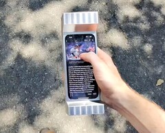 6 Pound Phone Case to prawdopodobnie najcięższe etui na smartfona na świecie. (Źródło obrazu: Matter Neuroscience)