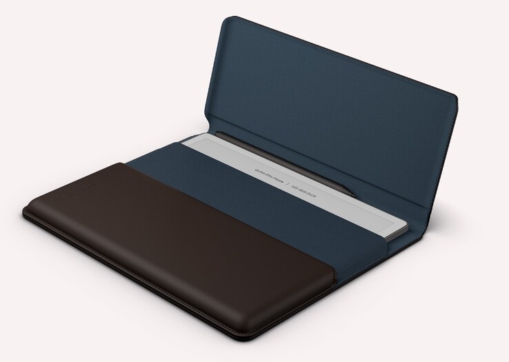 Skórzane etui typu folio ma wbudowane magnesy, które wybudzają i usypiają reMarkable Paper Pure.