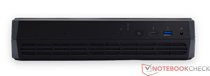 Przód: USB 3.2 Gen2 Type-C, USB 3.2 Gen2 Type-A, jack 3,5 mm