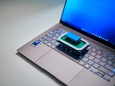 Laptopy oparte na procesorach Intel Panther Lake mają zostać zaprezentowane na targach CES 2026. (Źródło zdjęcia: Alex Waetzel)