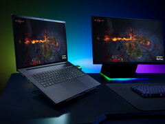 Laptop do gier Razer Blade 18 na biurku (źródło obrazu: Razer PR)