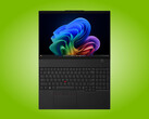 Nowy model ThinkPad L16 firmy Lenovo jest wyposażony we wbudowaną klawiaturę numeryczną oraz pełnowymiarowe klawisze strzałek.
