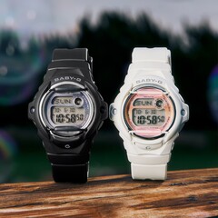 Modele Casio Baby-G BG-169GD-1 i BG-169GD-7 (od lewej do prawej)