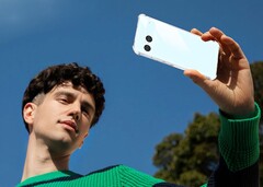 Sony Xperia 10 VII może być wyposażona w moduł aparatu w formacie poziomym. (Źródło obrazu: SpinoArmor)