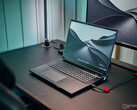 Recenzja Schenker Key 18 Pro E25: Wysokiej klasy stacja robocza z RTX 5090 i 256 GB pamięci RAM