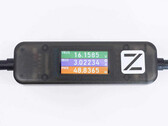 Kabel ChargerLAB Power-Z AK001 Charging Test USB-C posiada zintegrowany kolorowy wyświetlacz. (Źródło obrazu: ChargerLAB)