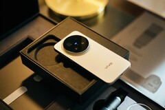 Najlepszy smartfon 2025 roku pod względem aparatów pochodzi od Vivo. (Źródło obrazu: Notebookcheck)