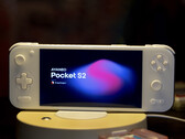 Ayaneo Pocket S2 zachowa bezramkowy wygląd swojego poprzednika. (Źródło zdjęcia: Ayaneo)