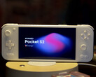 Ayaneo Pocket S2 zachowa bezramkowy wygląd swojego poprzednika. (Źródło zdjęcia: Ayaneo)