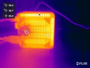 Minisforum Mercury Series EM680 vs. test obciążeniowy (na dole)