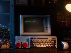 8BitDo Retro 68 Keyboard - NES 40th Limited Edition to całkowicie metalowa klawiatura z 68-klawiszowym układem. (Źródło obrazu: 8BitDo)