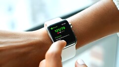 Apple Watch 11 i Apple Watch Ultra 3 mogą oferować wykrywanie ciśnienia krwi, a od Apple Watch 12 oczekuje się poważnego przeprojektowania. (Źródło zdjęcia: Qardio)