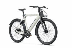Rower elektryczny Raleigh One oferuje do 80 km (50 mil) zasięgu w trybie eco i około 50 km (31 mil) w trybie boost (źródło zdjęcia: Raleigh)