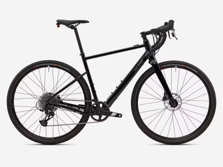Rower elektryczny Van Rysel E-GRVL AF HD w kolorze czarnym. (Źródło zdjęcia: Decathlon)