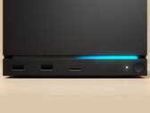 Widok z przodu Valve Steam Machine z dwoma portami USB, portem USB-C, diodą LED zasilania, okrągłym przyciskiem zasilania i niebieskim paskiem LED. (Źródło zdjęcia: Valve)