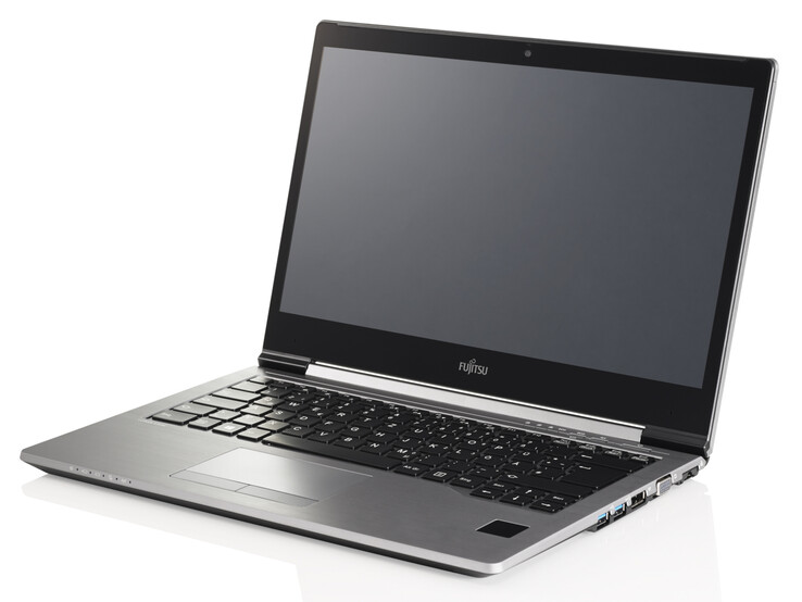 Fujitsu LifeBook U745 (fot. Fujitsu)