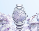 Model Grand Seiko SBGW323 posiada miękką i piękną fioletową tarczę z wzorem Mt. Iwate inspirowaną kwiatem kiri (źródło zdjęcia: Grand Seiko)