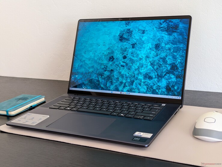 2024 Dell Inspiron 16 7640 2-w-1 2024 Dell Inspiron 16 7640 2-w-1