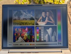 Na zewnątrz w cieniu