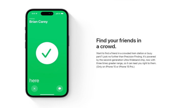 Dzięki funkcji Precision Finding na iPhonie 15 i iPhonie 15 Pro można również znaleźć znajomych w tłumie.
