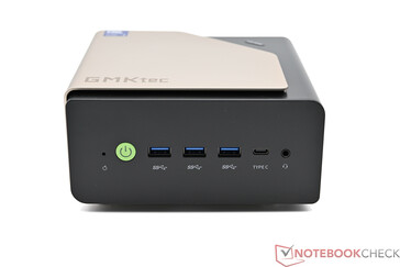 Przód: Power-On, 3× USB3.2 Gen2 Type-A, USB3.2 Gen2 Type-C (PD/DP/Data), gniazdo audio combo 3,5 mm