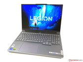 Recenzja laptopa Lenovo Legion 7 16IAX7: Szybki 16-calowy gamer z wyświetlaczem 165 Hz