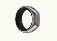 Stream Ring jest noszony na palcach wskazujących użytkownika i jest wodoodporny zarówno na deszcz, jak i na mycie rąk. (Źródło zdjęcia: Sandbar)