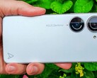 Zenfone 10. (Źródło: Notebookcheck)