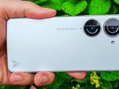 Zenfone 10. (Źródło: Notebookcheck)