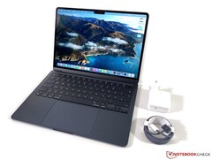 Wyświetlacz OLED MacBook Air już w opracowaniu przez Samsunga