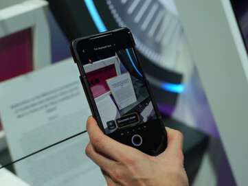 Możliwe oficjalne spojrzenie na Vivo X300 Max.