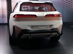 BMW iX3 z 2026 roku (źródło zdjęcia: BMW)