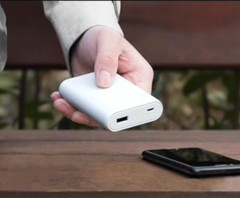 Power bank Anker 10 000 mAh (na zdjęciu) został powiązany z 19 zgłoszonymi incydentami. (Źródło zdjęcia: Anker)