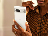Aktualizacja z tego miesiąca przynosi krytyczne poprawki błędów dla Pixela 7 i Pixela 7 Pro. (Źródło obrazu: Google)