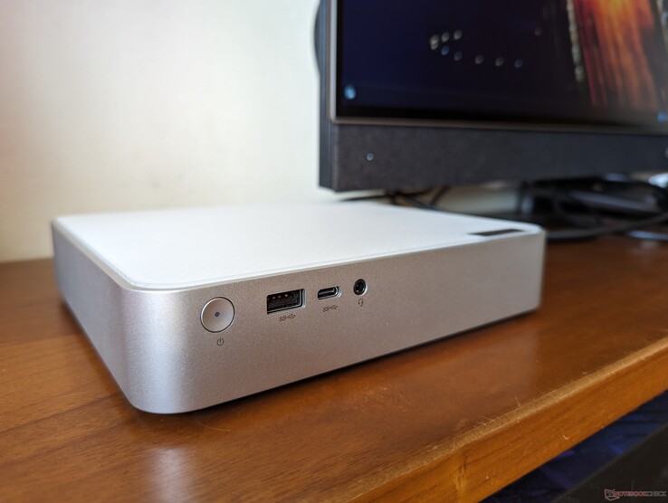 2023 Lenovo IdeaCentre Mini Gen 8 2023 Lenovo IdeaCentre Mini Gen 8