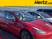 Hertz niedawno pozbył się tanich samochodów elektrycznych Tesla Model 3 - teraz możemy dowiedzieć się, jaki zasięg będzie miał mocno używany Model 3. (Źródło zdjęcia: Hertz)