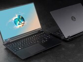 Laptop gamingowy Tuxedo Stellaris 16 Gen 8 z systemem Linux jest teraz dostępny z maksymalnie 128 GB pamięci RAM oraz wydajnymi procesorami CPU i układami GPU do wyboru.