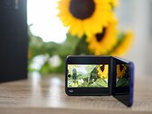 Bateria w modelu Razr 70 Ultra musi zmieścić się w niewielkiej przestrzeni, ale mimo to zapewnia przyzwoity czas pracy.