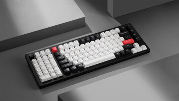 Bezprzewodowa klawiatura do gier i pracy Keychron Q12 HE w kolorze Carbon Black. (Źródło zdjęcia: Keychron)