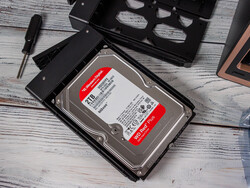 Dyski HDD nie są w stanie nawet zbliżyć się do pełnego wykorzystania przepustowości portu 10 Gbit.